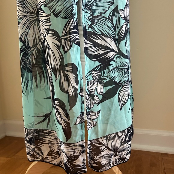 Pretty Summer Dress - Picture 8 of 10